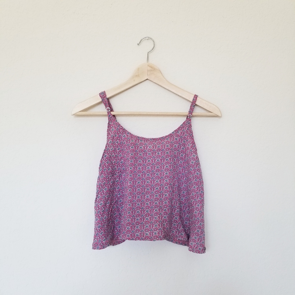 ABERCROMBIE - CROSS-BACK CROP TOP